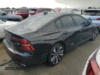 2022 Volvo S60 Momentum with VIN 7JRL12FZ0NG160665, listed as a Copart auction lot 74020354 with 0 mi miles and Salvage Title. Bid and sale history available at carsss.com. Image 3.