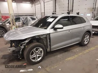 2019 Audi Q5 Premium with VIN WA1ANAFY6K2089034, listed as a IAAI auction lot 41483750 with 58,425 mi miles. Bid and sale history available at carsss.com. Image 23.