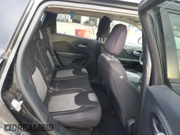 2015 Jeep Cherokee Sport z VIN 1C4PJLAB0FW684101, wystawiony jako Copart lot #87478344 z przebiegiem 160 386 mil mil oraz Szkoda całkowita • Salvage title. Historia ofert i sprzedaży dostępna na DreamBid. Obrazek 11.
