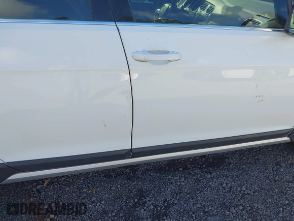 2017 Volkswagen Golf S с VIN 3VWH17AU0HM525270, выставлен на аукционе IAAI как лот 40931148 с пробегом Не указан миль и . История ставок и продаж доступна на DreamBid. Изображение 17.