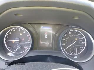 2022 Toyota Camry SE z VIN 4T1G11AK3NU638448, wystawiony jako IAAI lot #42087578 z przebiegiem 58 529 mil mil oraz . Historia ofert i sprzedaży dostępna na DreamBid. Obrazek 7.