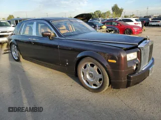 2006 Rolls-Royce Phantom z VIN SCA1S684X6UX08208, wystawiony jako Copart lot #77905764 z przebiegiem 108 986 mil mil oraz Szkody całkowita. Historia ofert i sprzedaży dostępna na DreamBid. Obrazek 4.