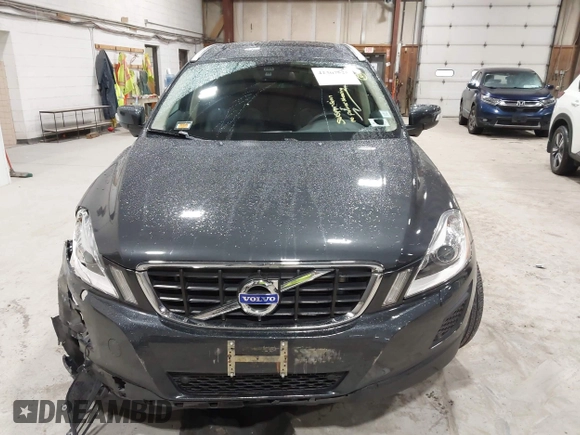 2013 Volvo XC60 3.2L with VIN YV4952DZ4D2368167, listed as a IAAI auction lot 42307525 with 13,302 mi miles and . Bid and sale history available at DreamBid. Image 12.
