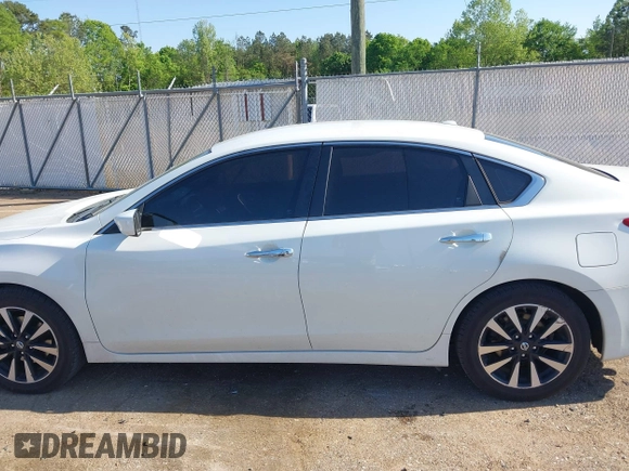 2018 Nissan Altima 2.5 S with VIN 1N4AL3AP1JC138029, listed as a IAAI auction lot 42039412 with 169,727 mi miles. Bid and sale history available at carsss.com. Image 15.