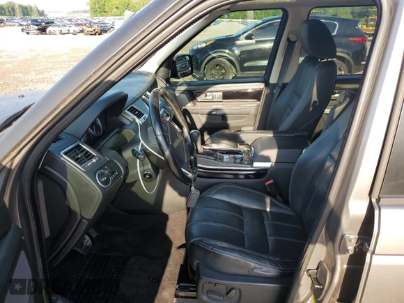 2011 Land Rover Range Rover Sport HSE Lux with VIN SALSK2D4XBA292953, listed as a Copart auction lot 54599915 with 3,164 mi miles and Salvage Title. Bid and sale history available at DreamBid. Image 7.
