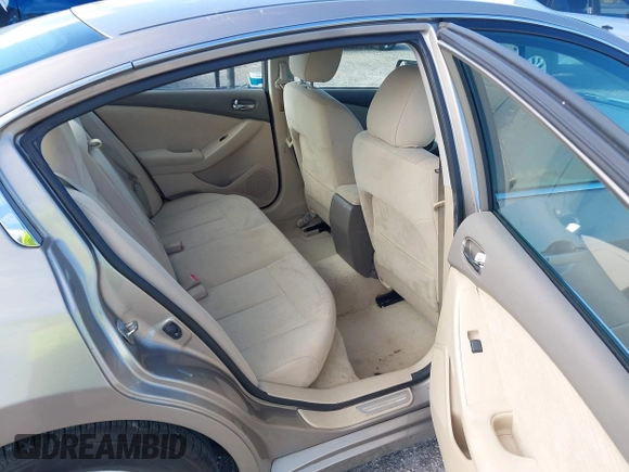 2012 Nissan Altima 2.5 S with VIN 1N4AL2AP6CN555762, listed as a IAAI auction lot 42028780 with 64,133 mi miles. Bid and sale history available at carsss.com. Image 8.