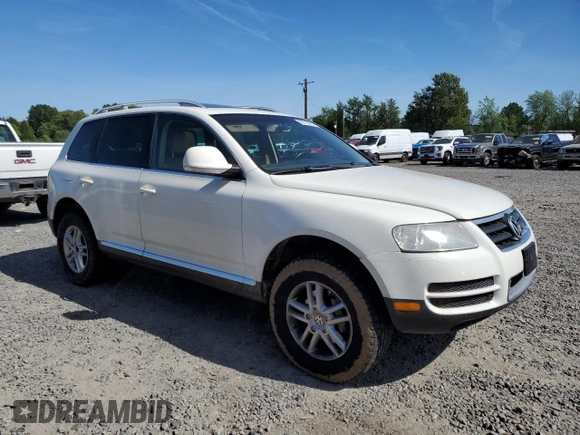 2008 Volkswagen Touareg V6 z VIN WVGBE77L68D012544, wystawiony jako Copart lot #58716985 z przebiegiem 148 637 mil mil oraz Czysty tytuł • Clean title. Historia ofert i sprzedaży dostępna na DreamBid. Obrazek 4.
