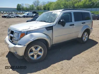 2007 Dodge Nitro SLT z VIN 1D8GU58K57W552253, wystawiony jako Copart lot #56277025 z przebiegiem 110 927 mil mil oraz Czysty tytuł • Clean title. Historia ofert i sprzedaży dostępna na DreamBid. Obrazek 1.