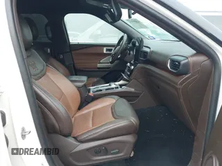 2021 Ford Explorer King Ranch z VIN 1FM5K7LC8MGC03614, wystawiony jako IAAI lot #41927773 z przebiegiem Nie podano mil oraz . Historia ofert i sprzedaży dostępna na DreamBid. Obrazek 5.