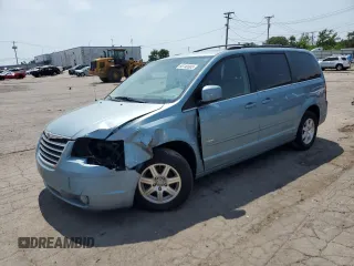 2008 Chrysler Town & Country Touring с VIN 2A8HR54P98R803719, выставлен на аукционе Copart как лот 66740005 с пробегом 159 751 миль миль и Списание • Salvage title. История ставок и продаж доступна на DreamBid. Изображение 1.