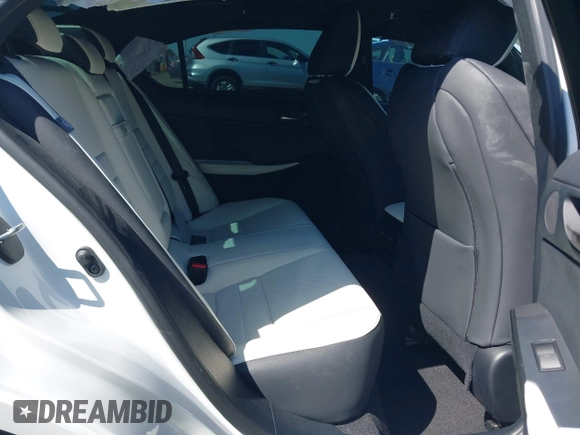 2023 Lexus IS 500 F Sport Performance z VIN JTHAP1D24P5004680, wystawiony jako IAAI lot #42148795 z przebiegiem 14 791 mil mil oraz . Historia ofert i sprzedaży dostępna na DreamBid. Obrazek 8.