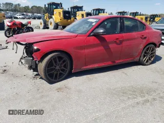 2019 Alfa Romeo Giulia z VIN ZARFAMANXK7620606, wystawiony jako Copart lot #50732025 z przebiegiem Nie podano mil oraz Szkody całkowita. Historia ofert i sprzedaży dostępna na DreamBid. Obrazek 1.