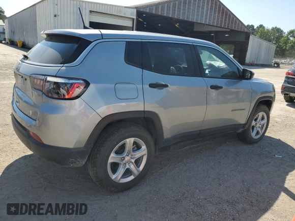 2023 Jeep Compass Sport z VIN 3C4NJDANXPT536715, wystawiony jako Copart lot #53182585 z przebiegiem 43 671 mil mil oraz Szkoda całkowita • Salvage title. Historia ofert i sprzedaży dostępna na DreamBid. Obrazek 3.