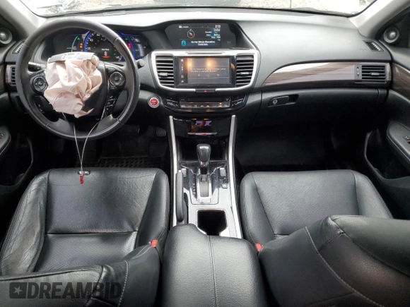 2017 Honda Accord Touring with VIN JHMCR6F76HC013354, listed as a Copart auction lot 61572385 with 223,100 mi miles and Salvage title. Bid and sale history available at DreamBid. Image 8.