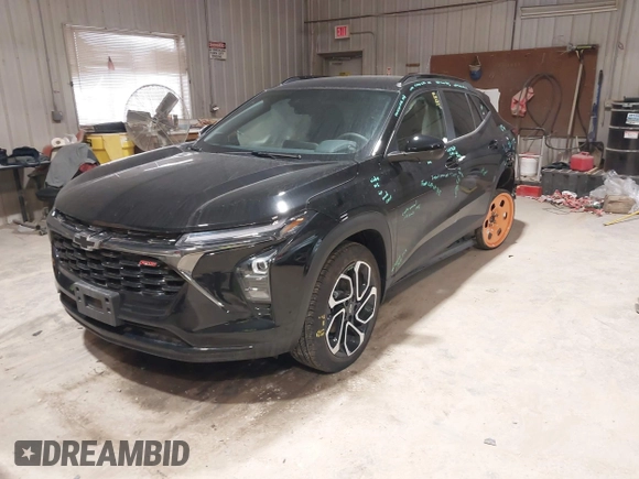 2025 Chevrolet Trax 2RS with VIN KL77LJEP7SC149778, listed as a IAAI auction lot 41917438 with 724 mi miles. Bid and sale history available at carsss.com. Image 17.
