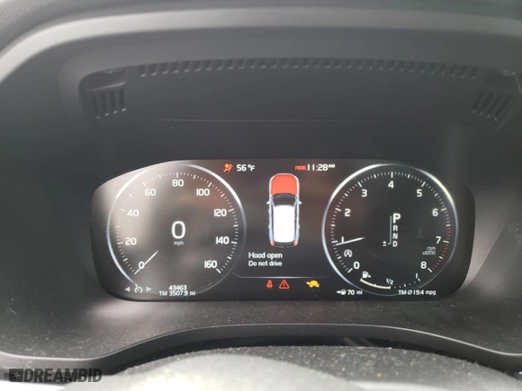 2019 Volvo XC60 R-Design with VIN YV4A22RM8K1333427, listed as a Copart auction lot 45726494 with 43,463 mi miles. Bid and sale history available at carsss.com. Image 9.