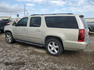 2008 Chevrolet Suburban Commercial with VIN 1GNFC16078R139197, listed as a Copart auction lot 79330764 with 291,325 mi miles and Salvage Title. Bid and sale history available at carsss.com. Image 2.