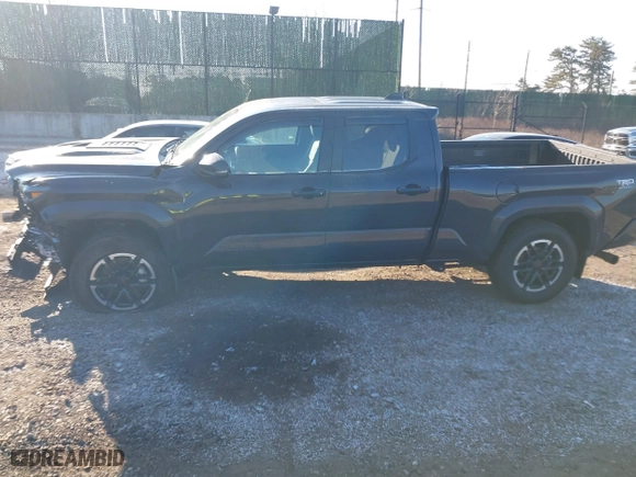 2024 Toyota Tacoma 4WD SR5 with VIN 3TMLB5JN8RM022627, listed as a IAAI auction lot 41245795 with 6,752 mi miles. Bid and sale history available at carsss.com. Image 14.