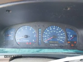 2001 Toyota Sienna LE z VIN 4T3ZF13C31U393989, wystawiony jako IAAI lot #42301091 z przebiegiem 238 404 mil mil oraz . Historia ofert i sprzedaży dostępna na DreamBid. Obrazek 7.