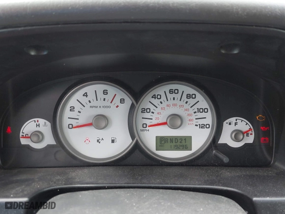 2006 Ford Escape XLT with VIN 1FMYU03126KA17323, listed as a IAAI auction lot 42048363 with 119,296 mi miles. Bid and sale history available at carsss.com. Image 7.