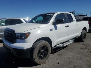 2007 Toyota Tundra SR5 with VIN 5TFRT54197X015788, listed as a Copart auction lot 46807695 with 245,516 mi miles and Clean Title. Bid and sale history available at DreamBid. Image 1.