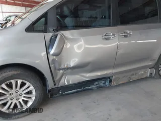 2011 Toyota Sienna XLE AAS with VIN 5TDYK3DC0BS107522, listed as a IAAI auction lot 42207305 with 171,857 mi miles and . Bid and sale history available at DreamBid. Image 6.