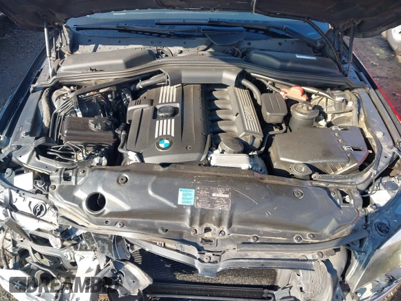 2010 BMW 5 Series 528i with VIN WBANU5C55AC124390, listed as a IAAI auction lot 41524736 with 213,184 mi miles and . Bid and sale history available at carsss.com. Image 10.