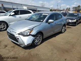 2017 Toyota Yaris iA with VIN 3MYDLBYVXHY152150, listed as a Copart auction lot 52206755 with 31,798 mi miles and Salvage Title. Bid and sale history available at carsss.com. Image 1.