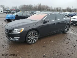 2015 Volvo S60 T6 Drive-E Platinum with VIN YV149MFM6F2339068, listed as a Copart auction lot 50494045 with 89,556 mi miles and Clean Title. Bid and sale history available at carsss.com. Image 1.