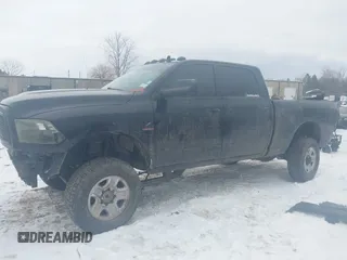 2014 Ram 2500 Laramie with VIN 3C6UR5FL7EG207923, listed as a IAAI auction lot 41341666 with 241,587 mi miles. Bid and sale history available at carsss.com. Image 18.