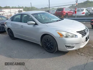 2015 Nissan Altima SV z VIN 1N4AL3AP2FC171600, wystawiony jako IAAI lot #42296467 z przebiegiem 112 704 mil mil oraz . Historia ofert i sprzedaży dostępna na DreamBid. Obrazek 1.