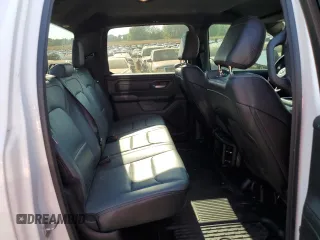 2022 Ram 1500 z VIN 1C6RRENG5NN241263, wystawiony jako Copart lot #67242344 z przebiegiem 83 443 mil mil oraz Szkoda całkowita • Salvage title. Historia ofert i sprzedaży dostępna na DreamBid. Obrazek 10.