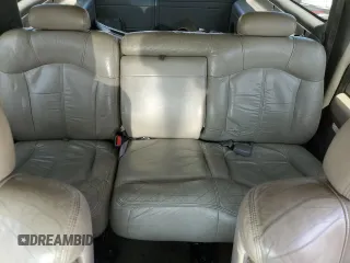 2001 Chevrolet Suburban LS with VIN 1GNFK16T71J208214, listed as a Copart auction lot 68925744 with 218,290 mi miles and Clean Title. Bid and sale history available at carsss.com. Image 10.
