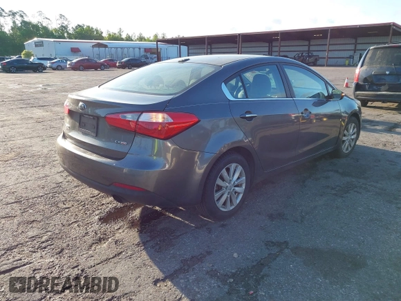 2014 Kia Forte EX with VIN KNAFX4A81E5046798, listed as a IAAI auction lot 41982719 with 141,138 mi miles. Bid and sale history available at carsss.com. Image 4.