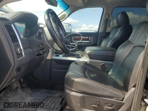 2012 Ram 2500 Laramie z VIN 3C6UD5FL8CG300882, wystawiony jako Copart lot #55700025 z przebiegiem 228 844 mil mil oraz Czysty tytuł • Clean title. Historia ofert i sprzedaży dostępna na DreamBid. Obrazek 7.