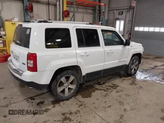 2017 Jeep Patriot High Altitude with VIN 1C4NJPFA6HD137833, listed as a IAAI auction lot 41644862 with 138,799 mi miles and . Bid and sale history available at carsss.com. Image 4.
