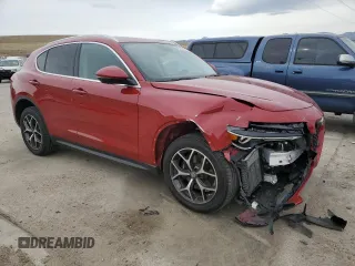 2019 Alfa Romeo Stelvio Ti Sport z VIN ZASPAKBN4K7C54604, wystawiony jako Copart lot #49912975 z przebiegiem 40 301 mil mil oraz Szkoda całkowita • Salvage title. Historia ofert i sprzedaży dostępna na DreamBid. Obrazek 4.