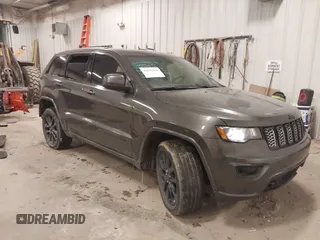2018 Jeep Grand Cherokee Laredo E with VIN 1C4RJFAG6JC499261, listed as a IAAI auction lot 41033418 with 67,554 mi miles and . Bid and sale history available at DreamBid. Image 1.