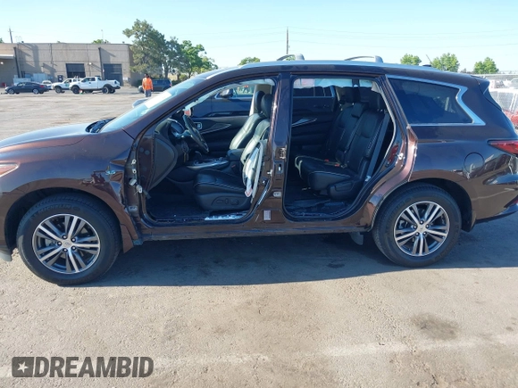 2019 Infiniti QX60 Pure with VIN 5N1DL0MM4KC569307, listed as a IAAI auction lot 42300605 with 40,336 mi miles and . Bid and sale history available at DreamBid. Image 6.