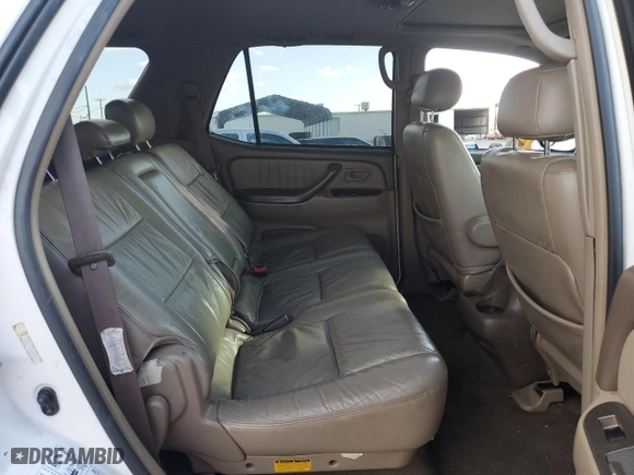 2004 Toyota Sequoia Limited with VIN 5TDZT38A94S234962, listed as a Copart auction lot 44201535 with 185,744 mi miles and Salvage Title. Bid and sale history available at carsss.com. Image 11.