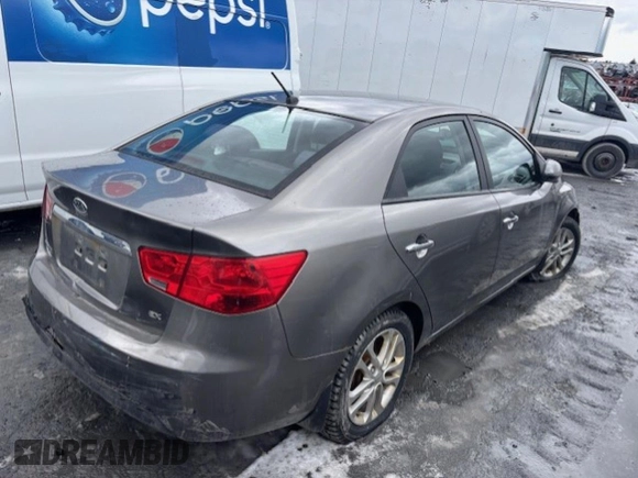 2011 Kia Forte EX with VIN KNAFU4A29B5318255, listed as a Copart auction lot 45891335 with 154,271 mi miles and Salvage Title. Bid and sale history available at carsss.com. Image 3.