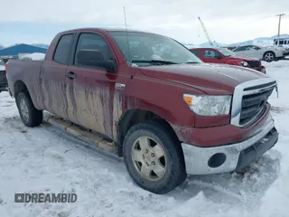 2010 Toyota Tundra 4WD Truck with VIN 5TFUW5F17AX096876, listed as a IAAI auction lot 41583521 with 118,084 mi miles. Bid and sale history available at carsss.com. Image 1.