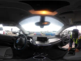 2019 BMW i3 z VIN WBY8P4C54K7E83372, wystawiony jako IAAI lot #42055886 z przebiegiem 22 230 mil mil oraz . Historia ofert i sprzedaży dostępna na DreamBid. Obrazek 21.
