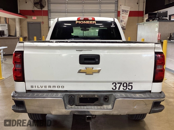 2015 Chevrolet Silverado 1500 LT with VIN 1GCRCREC0FZ257752, listed as a IAAI auction lot 42298229 with 132,830 mi miles and . Bid and sale history available at DreamBid. Image 2.