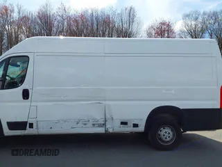 2022 Ram ProMaster Cargo with VIN 3C6MRVJG4NE111866, listed as a IAAI auction lot 42082644 with 62,444 mi miles and . Bid and sale history available at DreamBid. Image 14.
