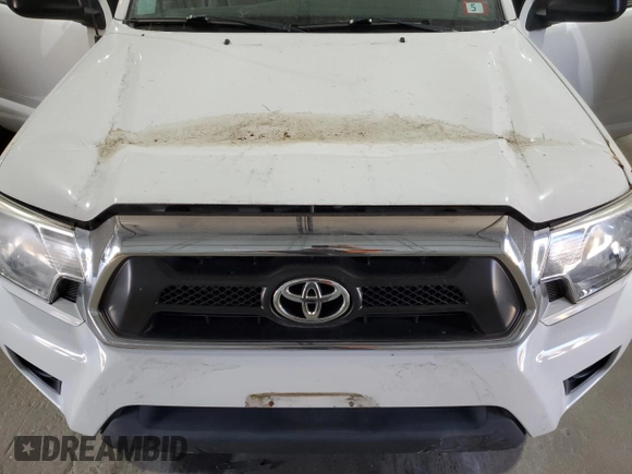 2015 Toyota Tacoma z VIN 5TFUX4EN7FX039029, wystawiony jako Copart lot #55161325 z przebiegiem 27 791 mil mil oraz Szkoda całkowita • Salvage title. Historia ofert i sprzedaży dostępna na DreamBid. Obrazek 11.