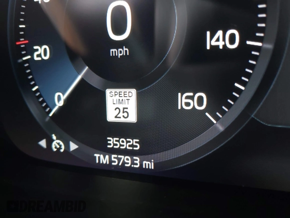 2022 Volvo XC40 Momentum с VIN YV4162UK6N2755592, выставлен на аукционе IAAI как лот 41684922 с пробегом 35 925 миль миль и . История ставок и продаж доступна на DreamBid. Изображение 16.