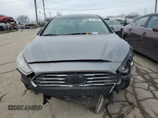 2018 Hyundai Sonata Hybrid SE with VIN KMHE24L39JA086798, listed as a Copart auction lot 42419605 with 93,847 mi miles and Clean Title. Bid and sale history available at carsss.com. Image 5.