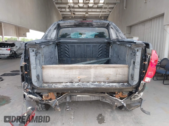 2003 Chevrolet Avalanche with VIN 3GNEC13T43G298570, listed as a IAAI auction lot 42227822 with 241,868 mi miles and . Bid and sale history available at DreamBid. Image 17.