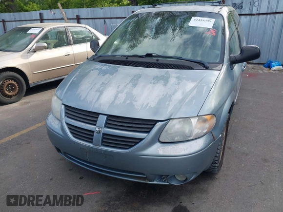2005 Dodge Caravan SXT z VIN 2D4GP44L25R214770, wystawiony jako IAAI lot #42455359 z przebiegiem 273 979 mil mil oraz . Historia ofert i sprzedaży dostępna na DreamBid. Obrazek 6.